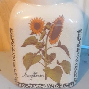 Scentsy wax warmer